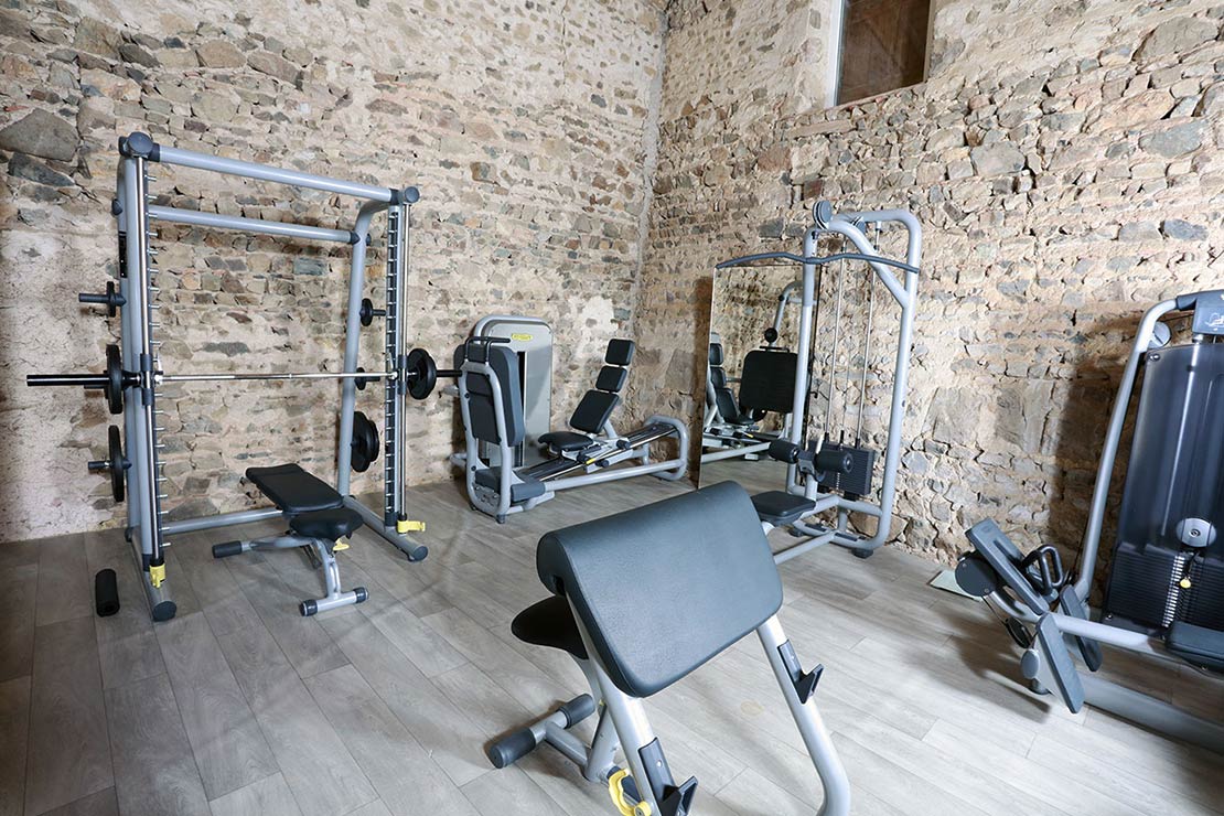 Luxury house rental beaujolais : Work out room